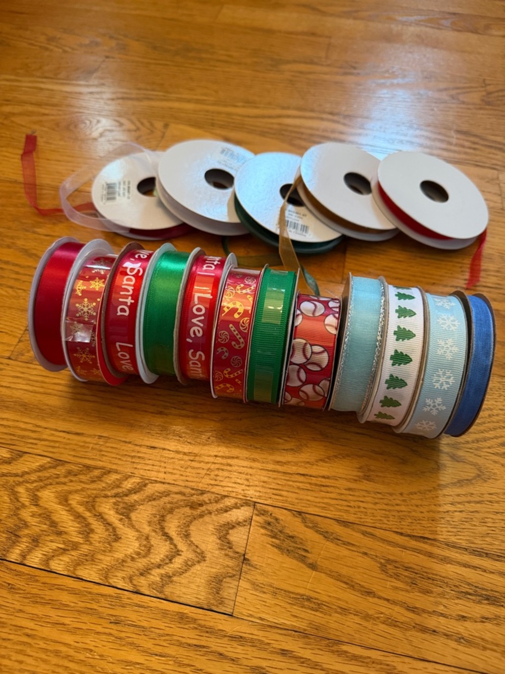 17 Pieces Holiday Ribbon Assortment - Red, Green, White, Blue
